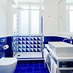 Maison Blu - Intimate