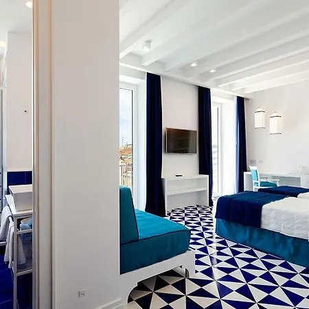 Maison Blu - Intimate Sorrento