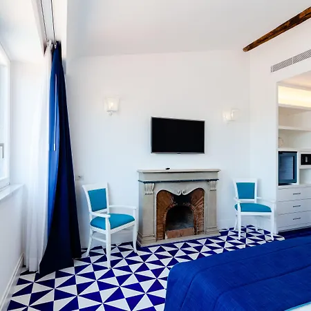 Maison Blu - Intimate Sorrento