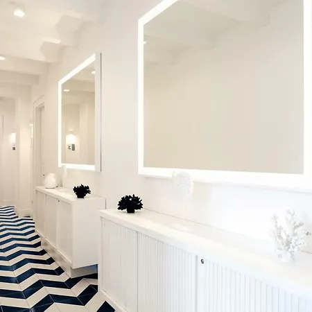 Maison Blu - Intimate Affittacamere
