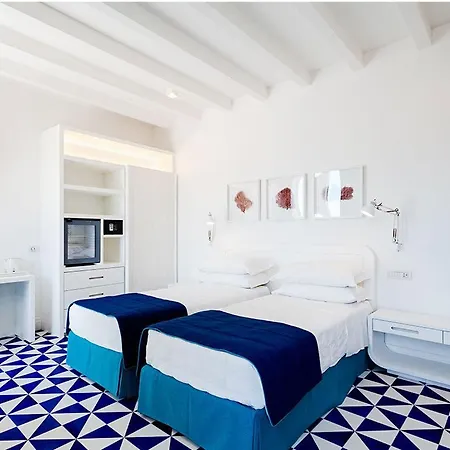 Maison Blu - Intimate